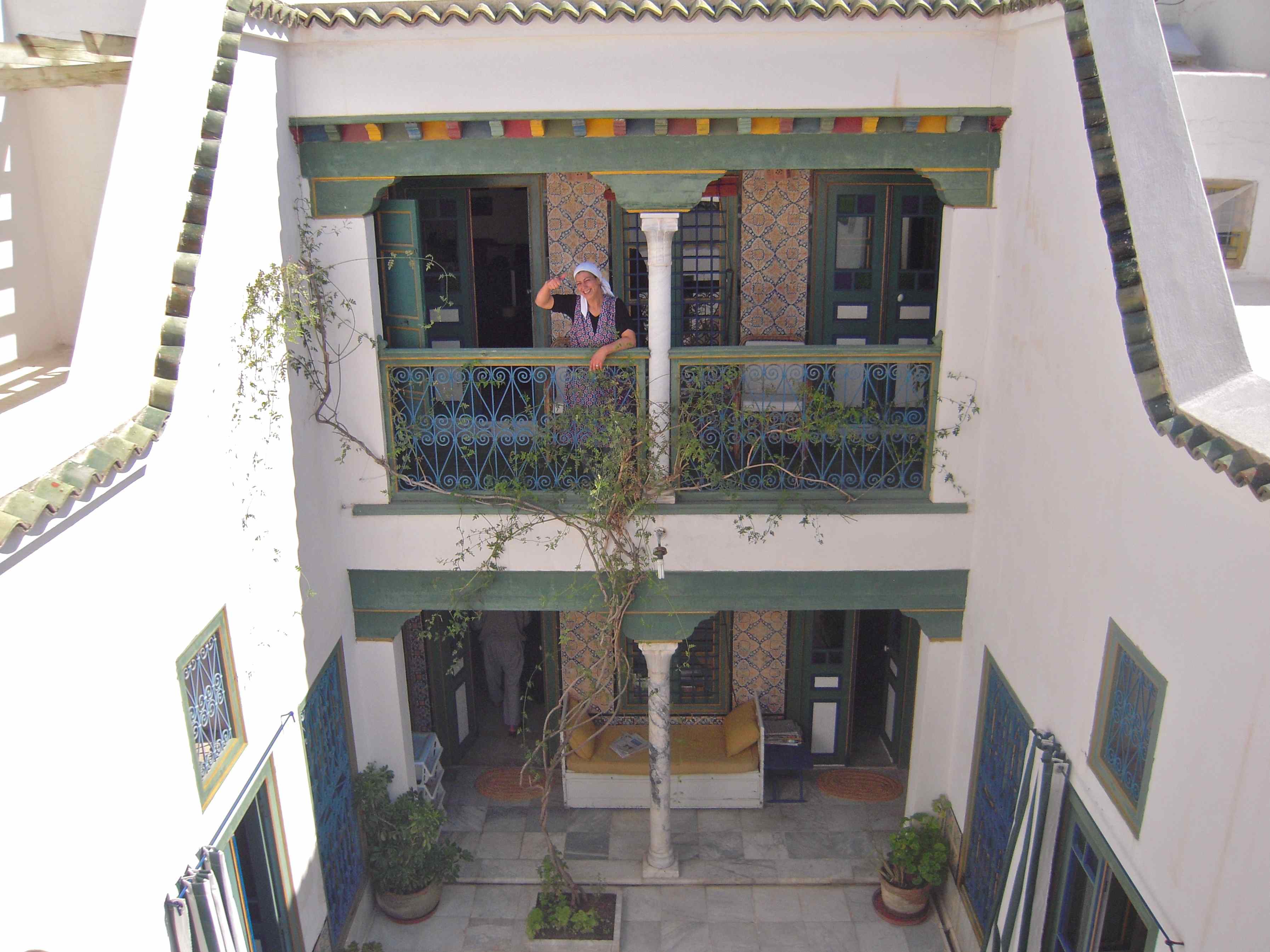 façade patio